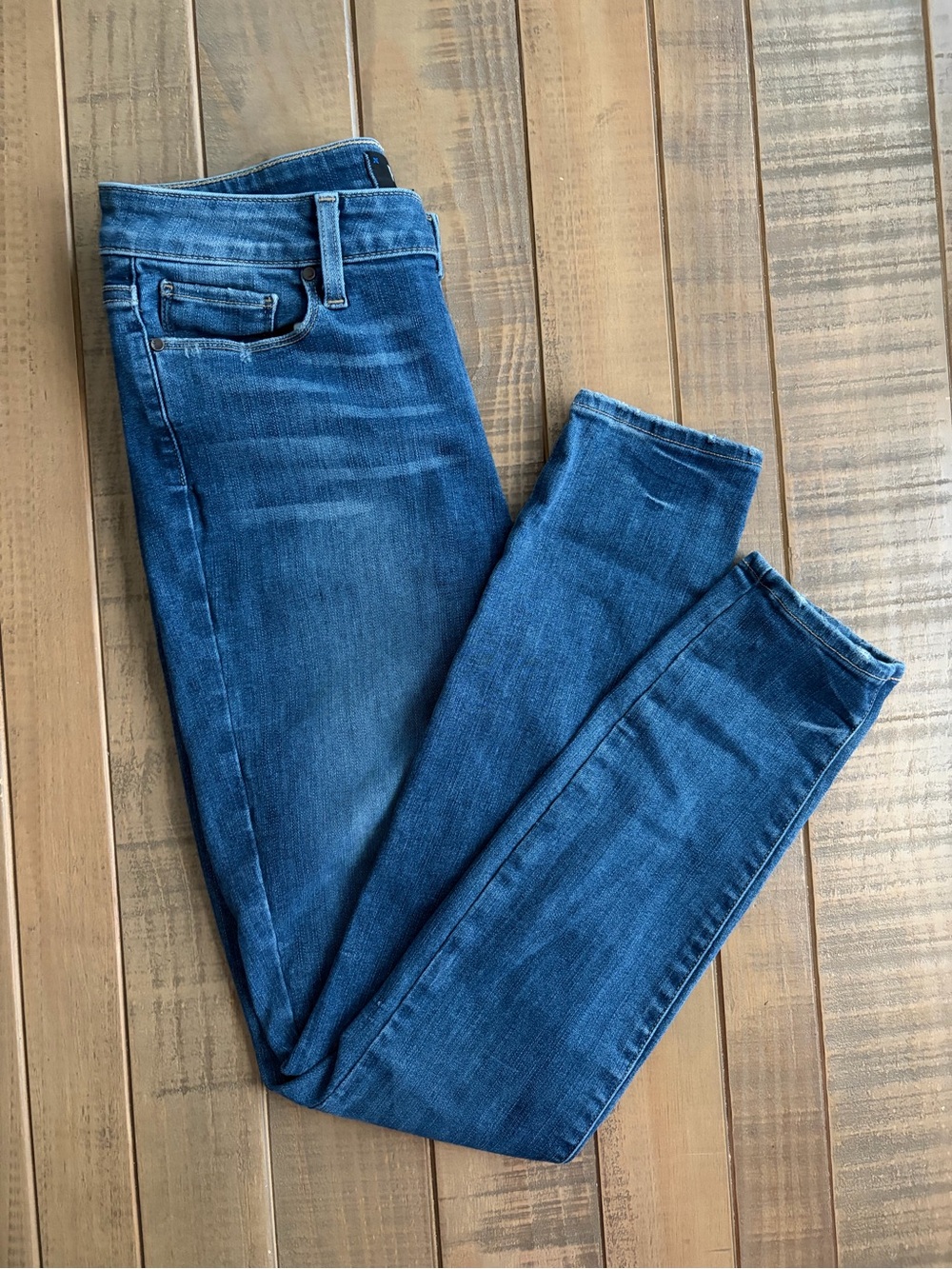 PAIGE Hoxton High-Rise Ultra Skinny Jeans in Medium Blue Wash